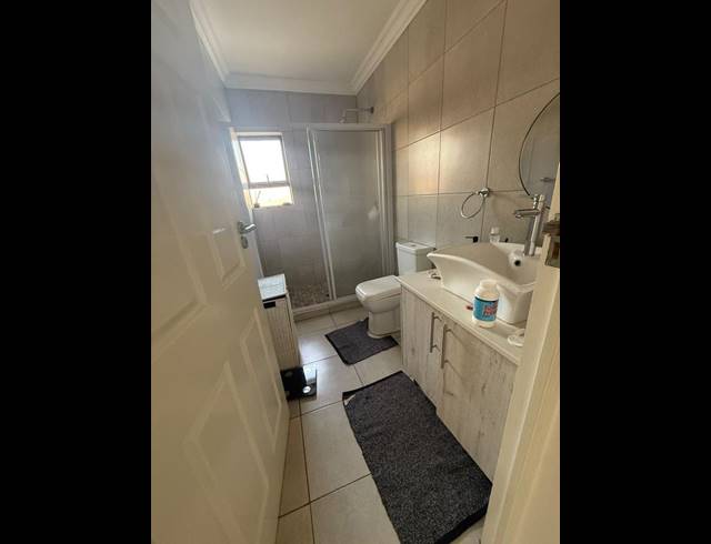 2 BEDROOM TOWNHOUSE FOR SALE IN HELDERWYK